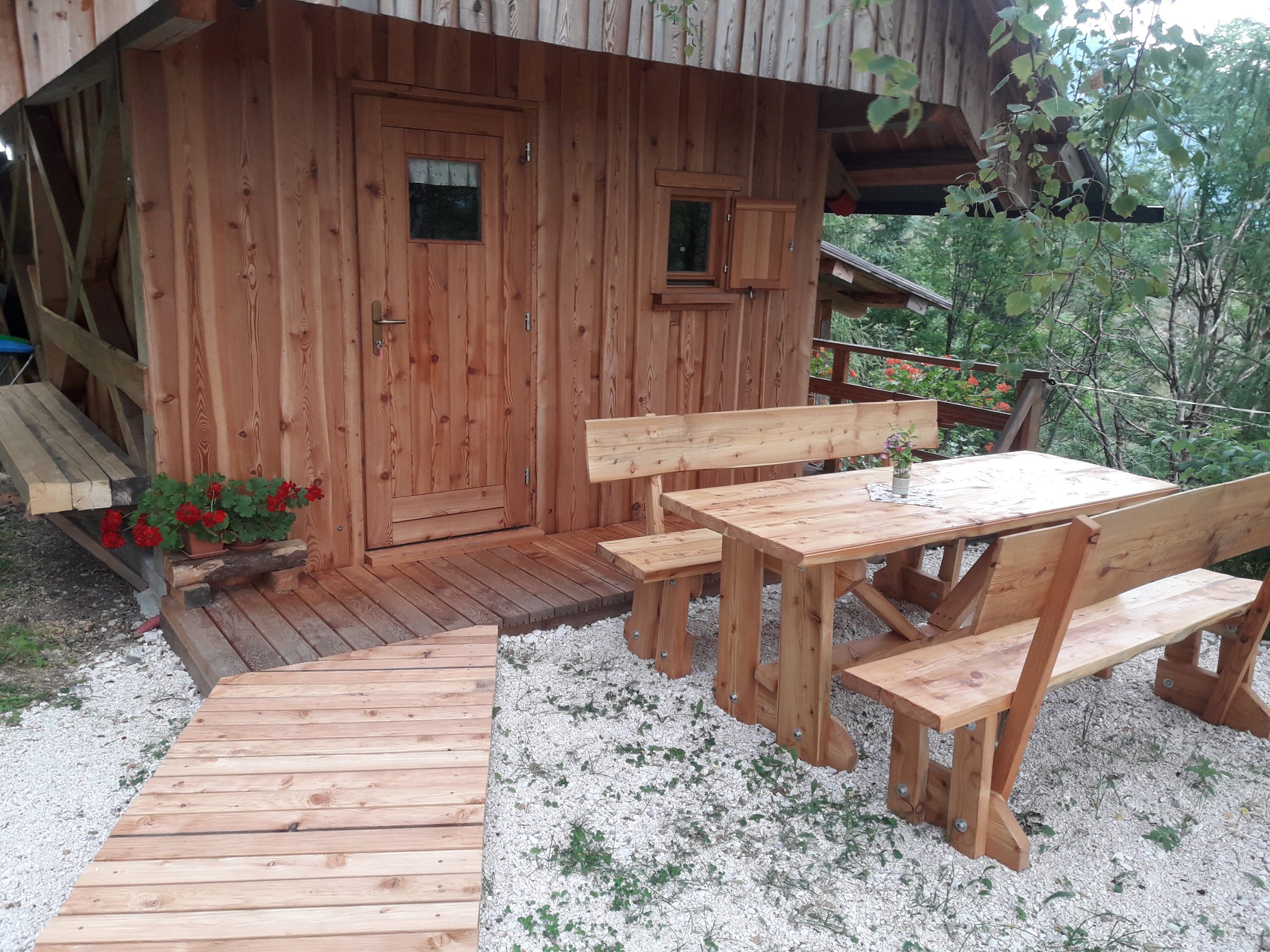 ekoloska-kmetija-neskar-glamping-apartma-oaza-miru-3